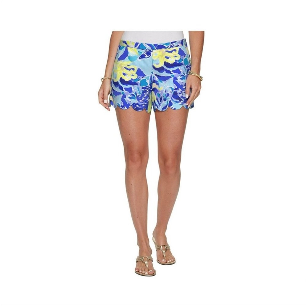 Lilly Pulitzer Magnolia Scalloped Shorts 10 Side Zip Indigo Ylang Ylang Floral